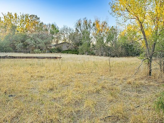 3rd image of 19861 Barnes Cir