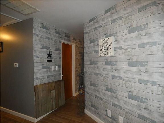 5th image of 4712 N 25 W