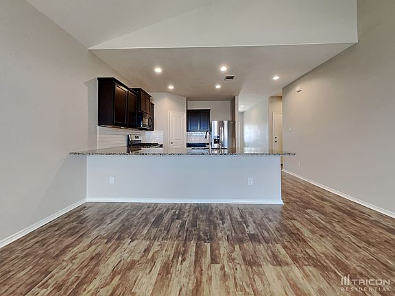 4th image of 108 Werner Dr