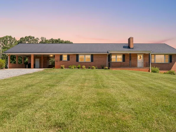 1893 Stone Mill Rd, Hurt, VA 24563