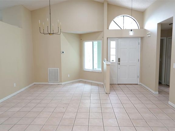 3rd image of 4304 BARRET AVENUE