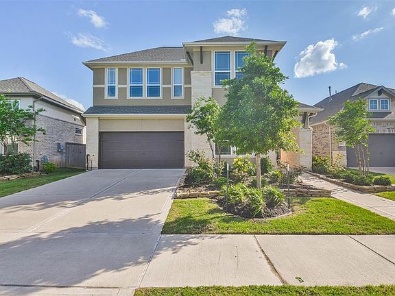 3rd image of 18727 Penn Farm Dr