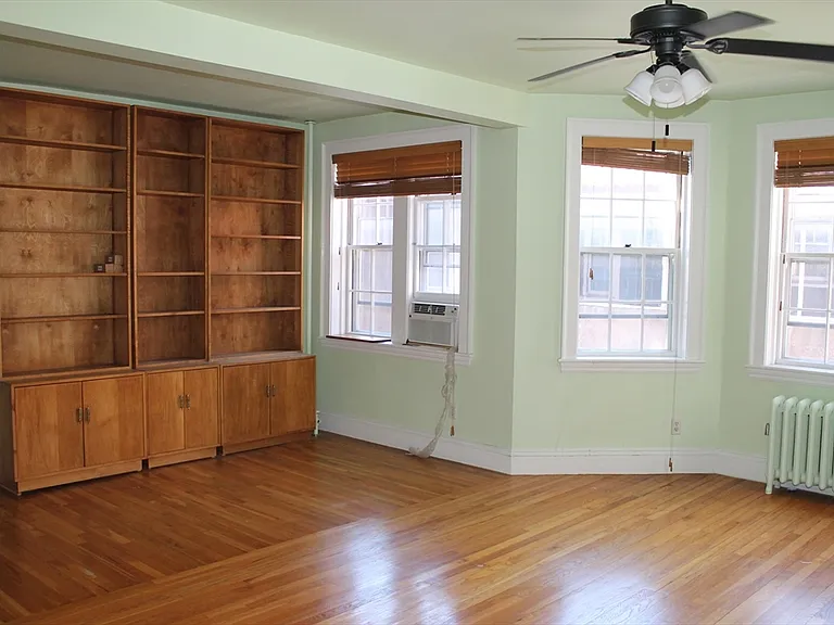 31 Concord Ave #11 — Photo 6
