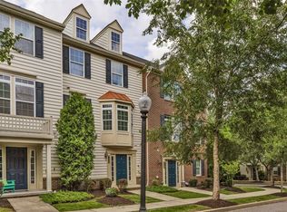 128 Lewisham Rd, Cranberry Township, PA 16066