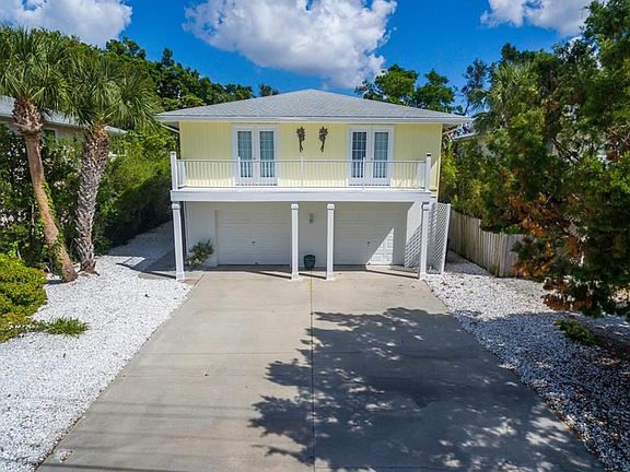 2nd image of 5527 Avenida Del Mare