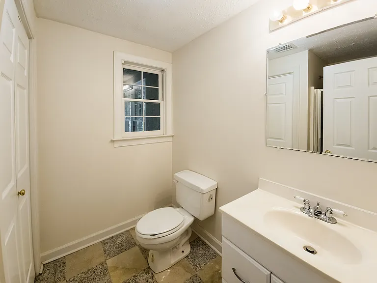 7335 Craigleith Dr — Photo 53