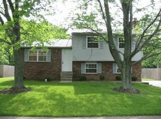 4705 Lunenburg Dr, Worthington Hills, KY 40245