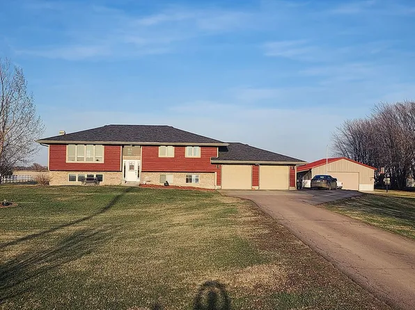 2182 Buchanan Ave, Sergeant Bluff, IA 51054
