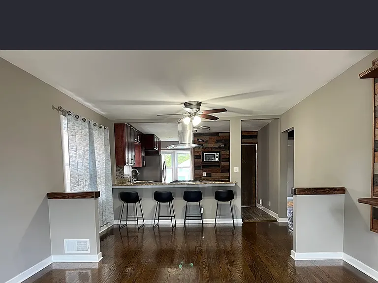 644 Freeland Ave — Photo 13