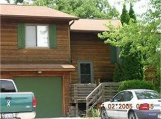 2035 S Ridge Dr, Coralville, IA 52241