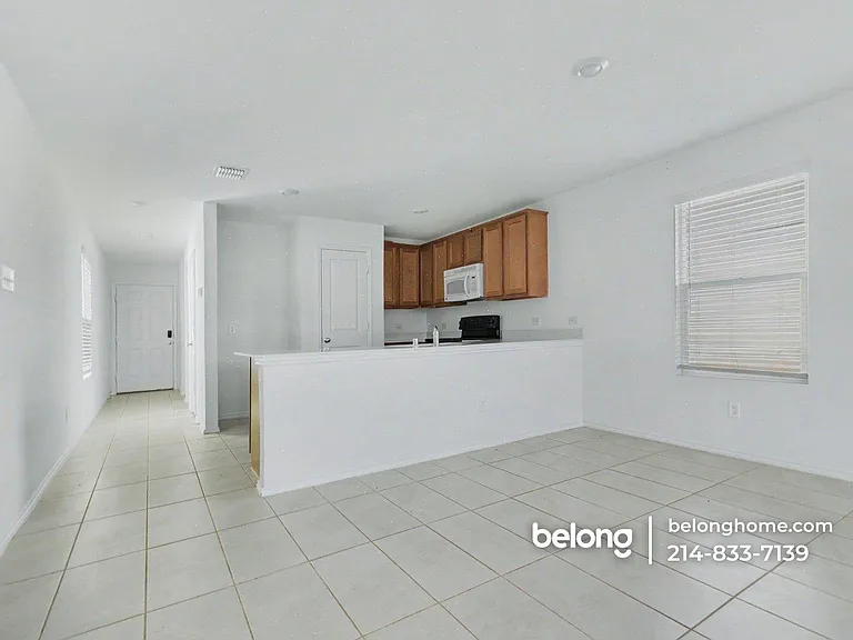 143 Plumcove Dr — Photo 6