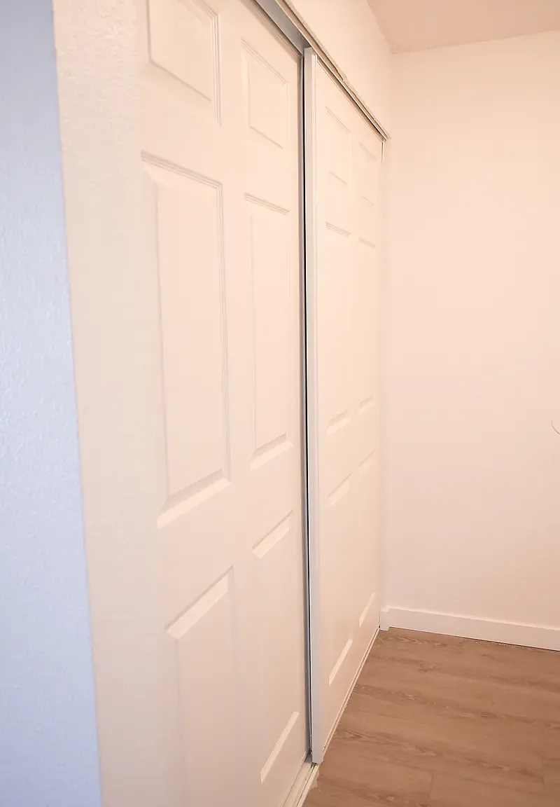 2 bed, 875 sqft, $1,590 — Photo 2