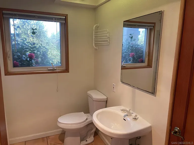 31598 Afton Farms Ln — Photo 23