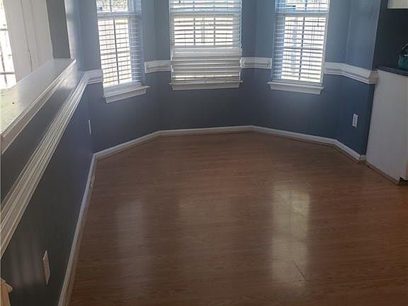 5th image of 23 Creekside Dr