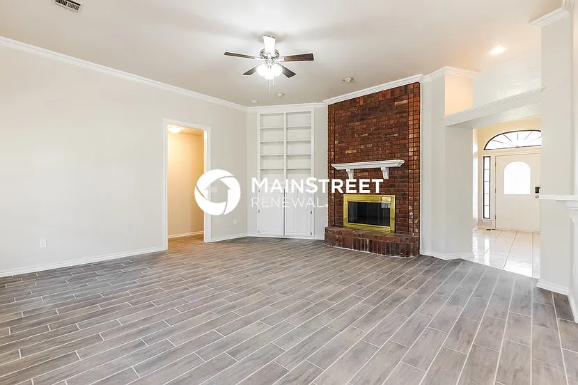 front view - 12413 Croydon Rd