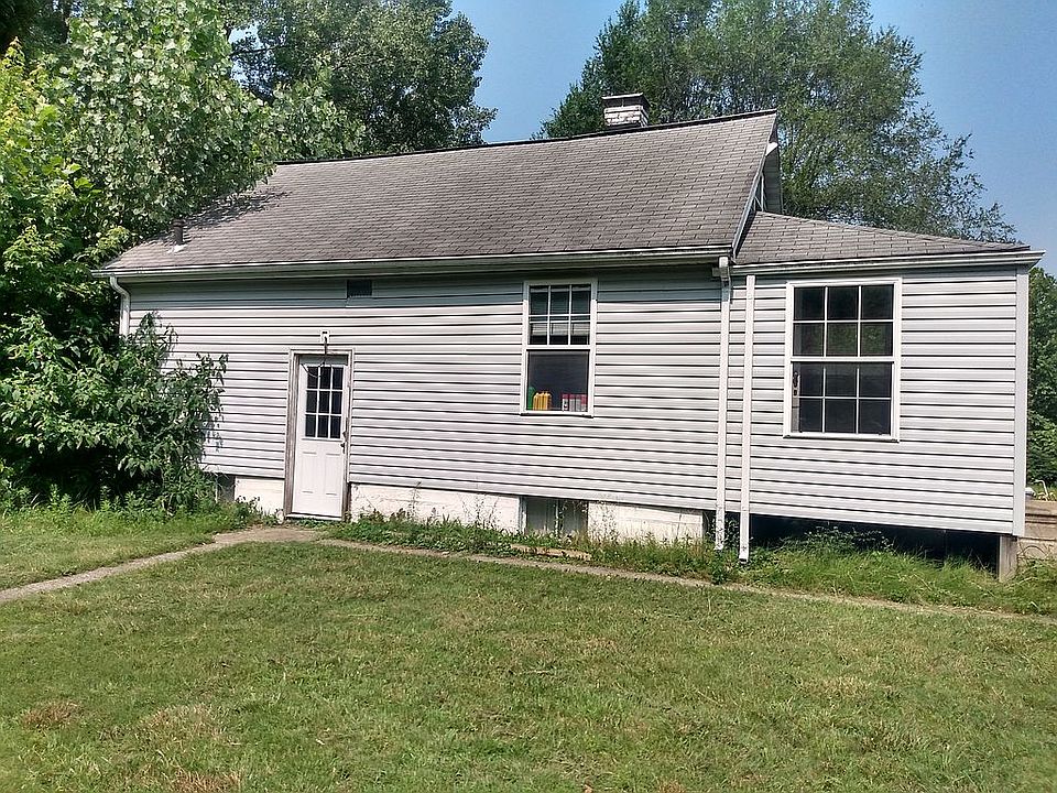 2nd image of 9016 Old Bunkum Rd #B