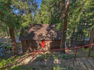 24036 Altdorf Dr, Crestline, CA 92325