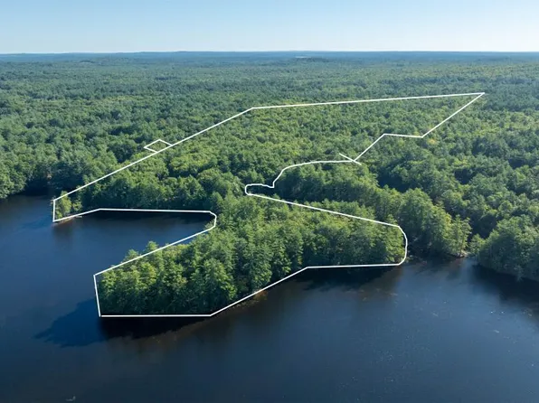 138 Fairview Drive, Waterboro, ME 04061