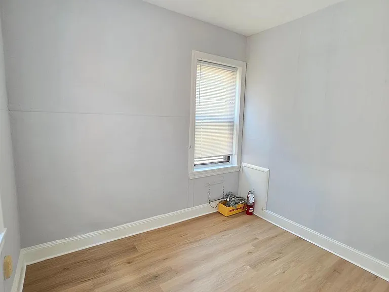 3913 Baltimore Ave — Photo 11