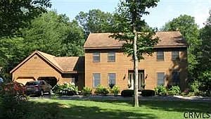 1st image of 4 Stratford Dr