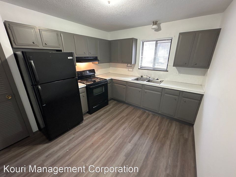 1st image of 132 Harrison St APT 2