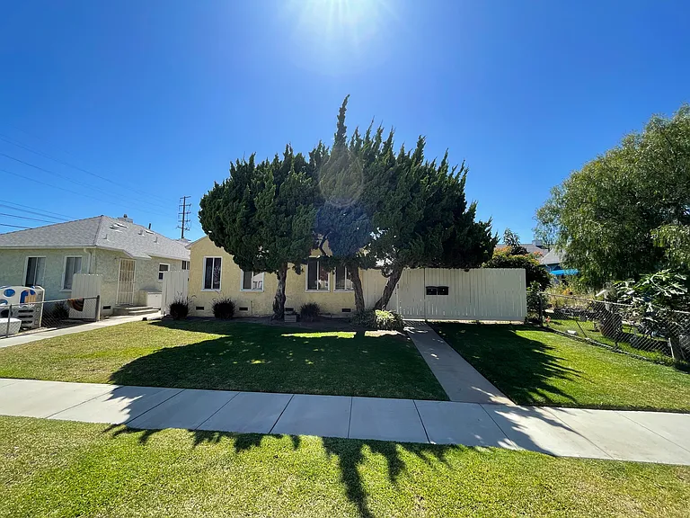 2207 Euclid Ave — Photo 4