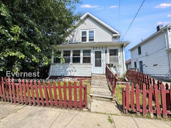 1031 N Michigan St