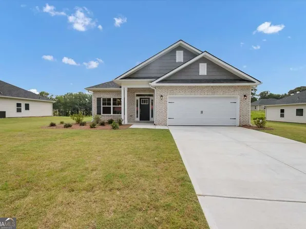 317 Angela Ave #4, Bowdon, GA 30108