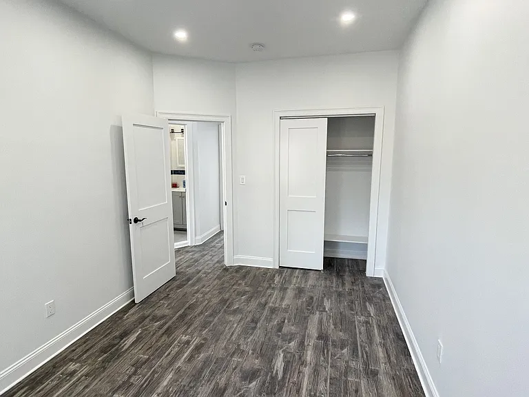 20-60 45th St #2A — Photo 10