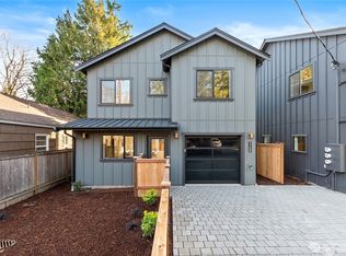 1709 NE 117th St, Seattle, WA