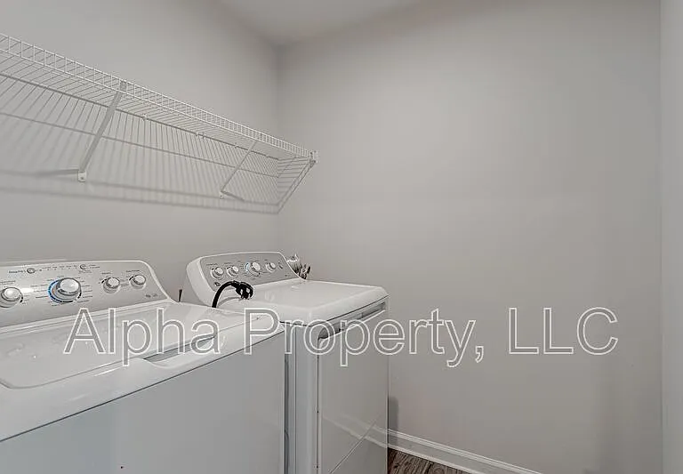 520 Huntingdale Pl — Photo 14