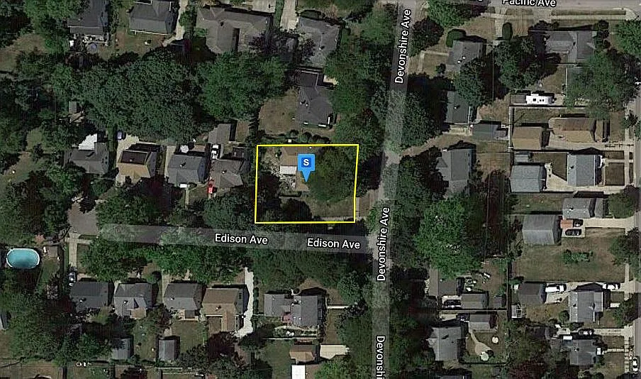 2316 Devonshire Ave photo 1