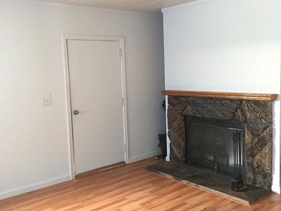 3rd image of 7554 La Bella Cir
