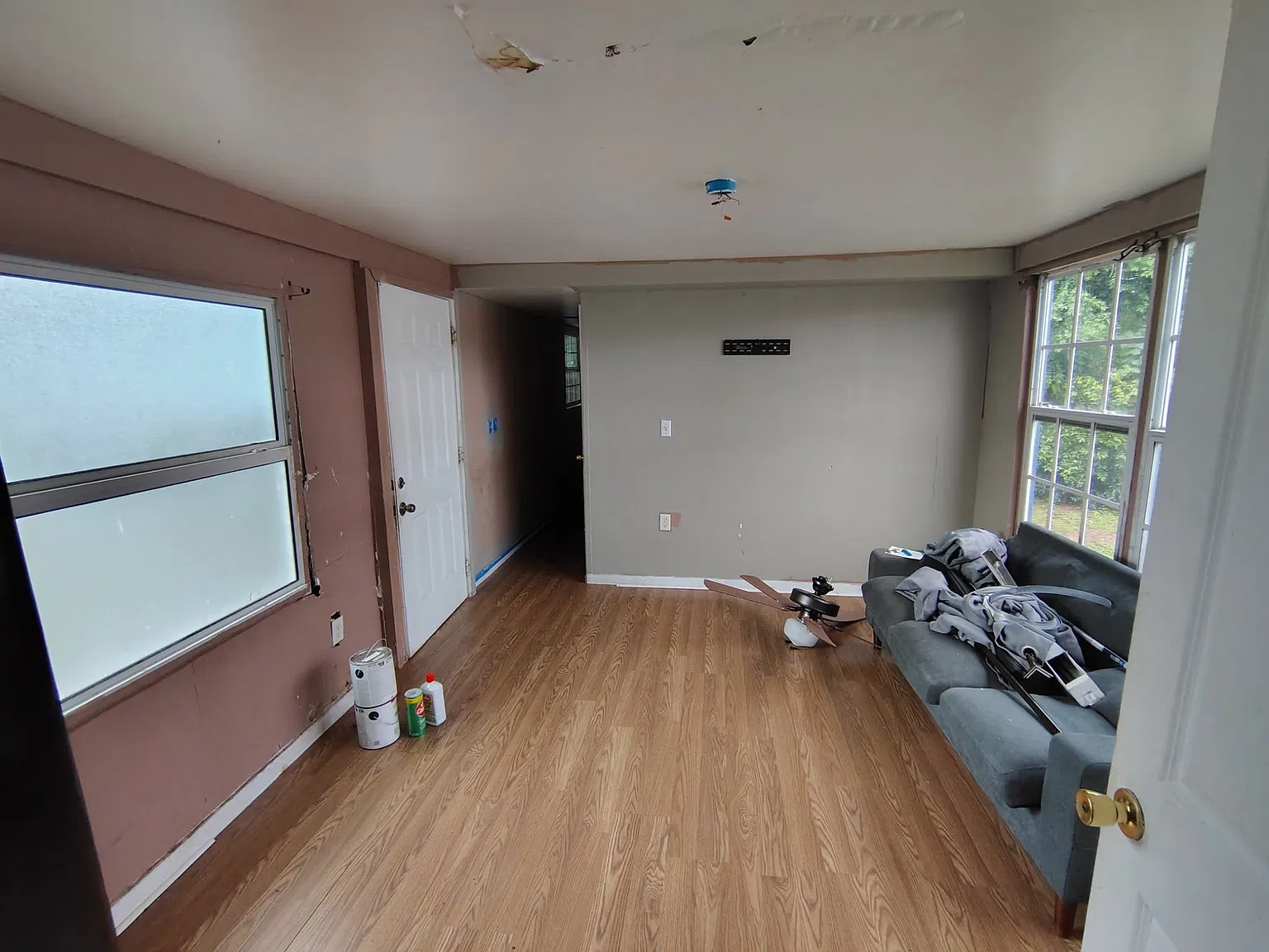 Mobile Home For Sale 2 Bed 2 Bath — Photo 2