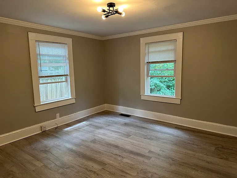 1348 Brookwood Dr — Photo 14