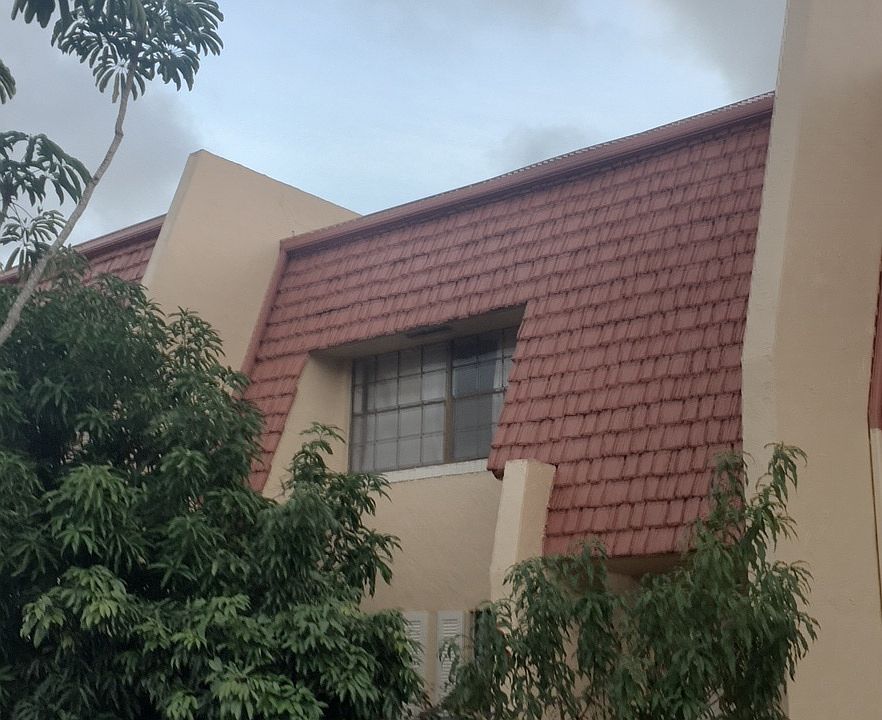 1st image of 58 Canterbury Ln