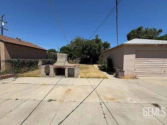 4th image of 2812 Peerless Ave