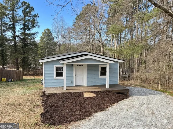 286 Pine Ave, Commerce, GA 30529