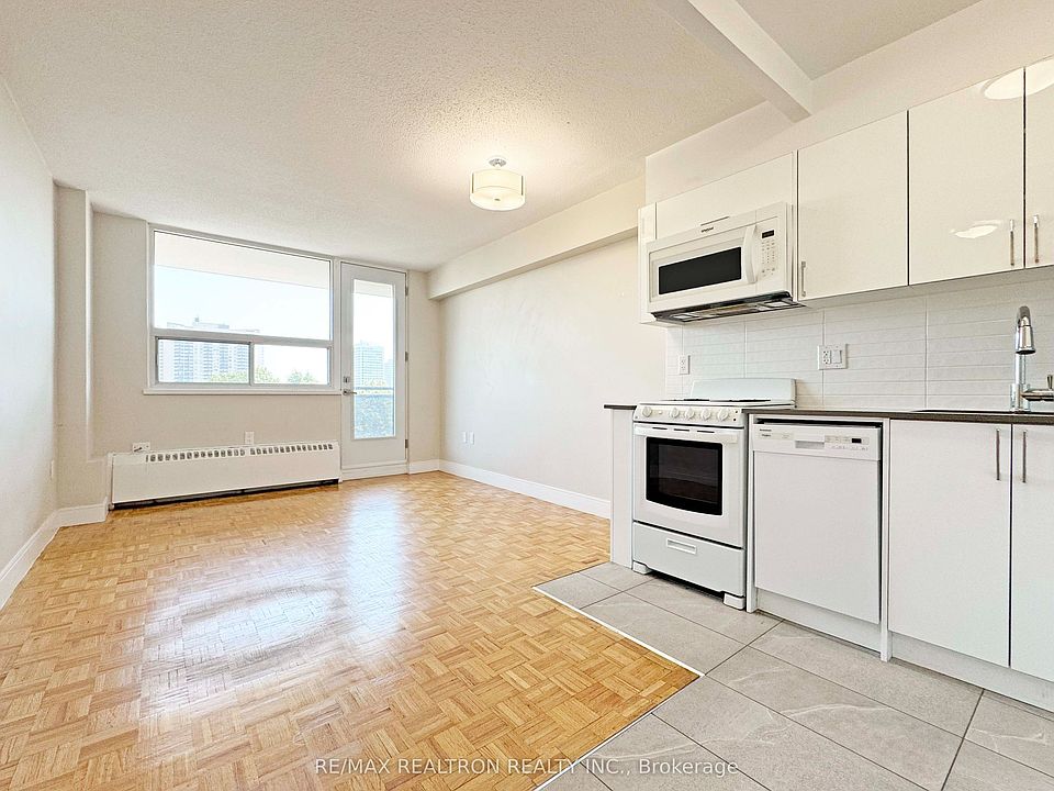 1st image of 1500 Bathurst St #907