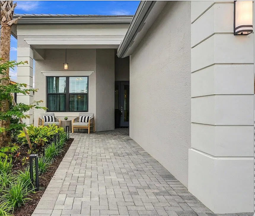 3 bed, 2.5 bath, 2254 sqft, $4,500 — Photo 3