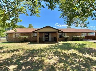 141 Cherokee St, Ryan, OK 73565