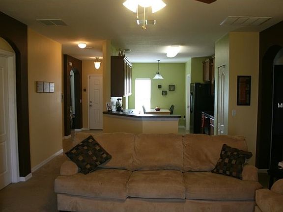 4th image of 3108 Queen Alexandria Dr
