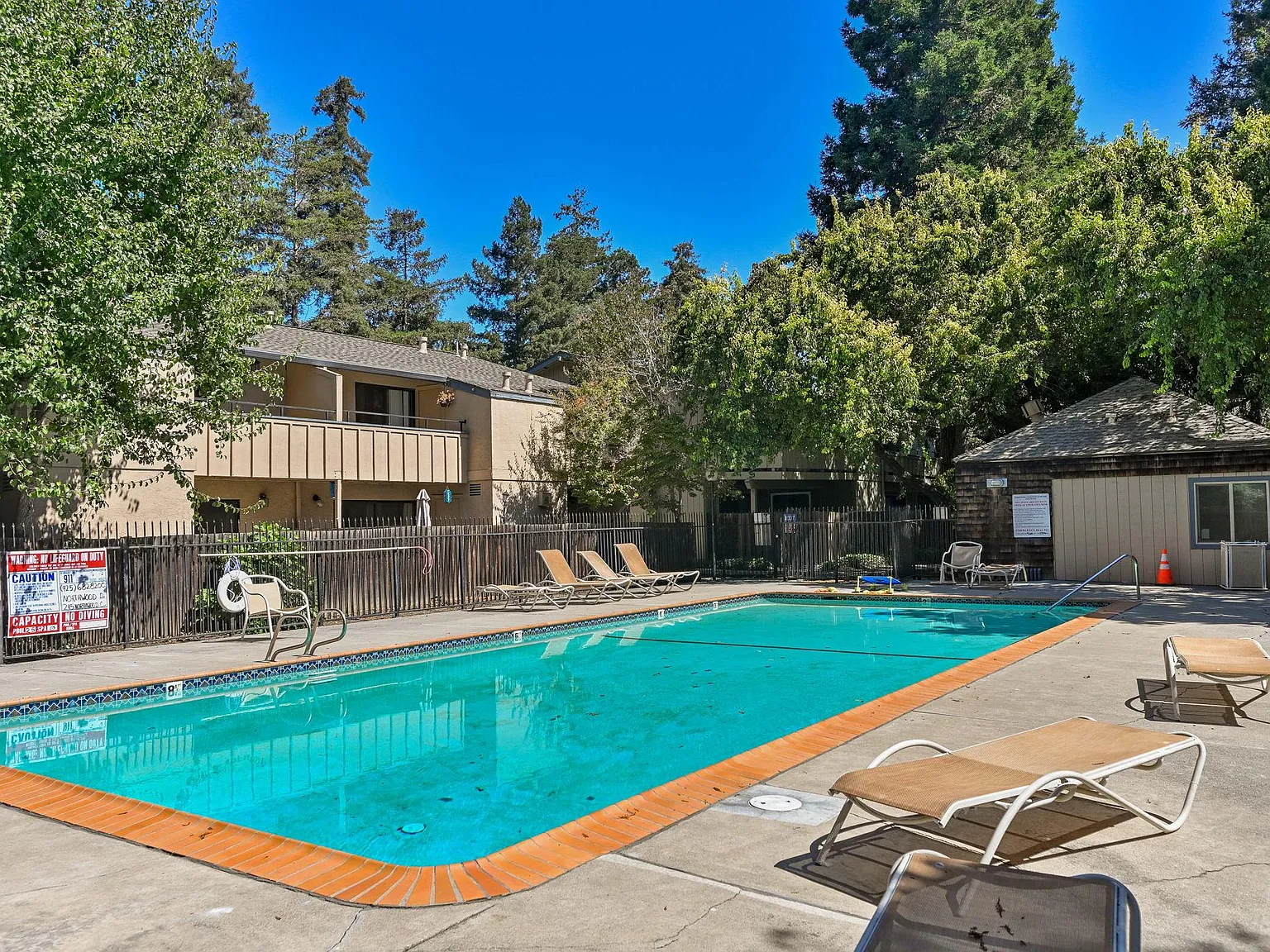 2 bed, 1.5 bath, 1000 sqft, $2,675 — Photo 3