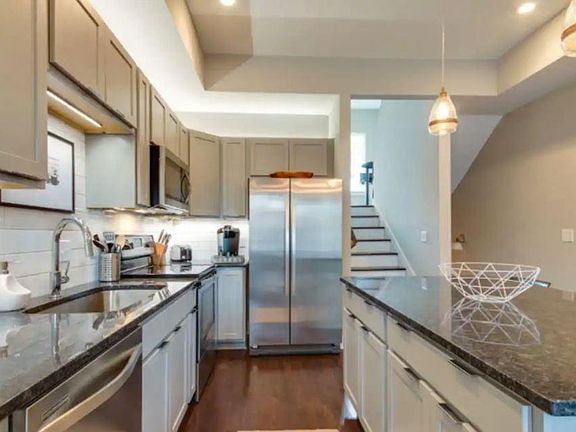 2nd image of 1240 2nd Ave S APT 2