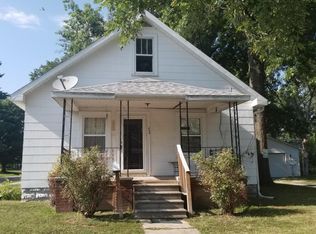 340 W Warmouth St, Salem, IL 62881