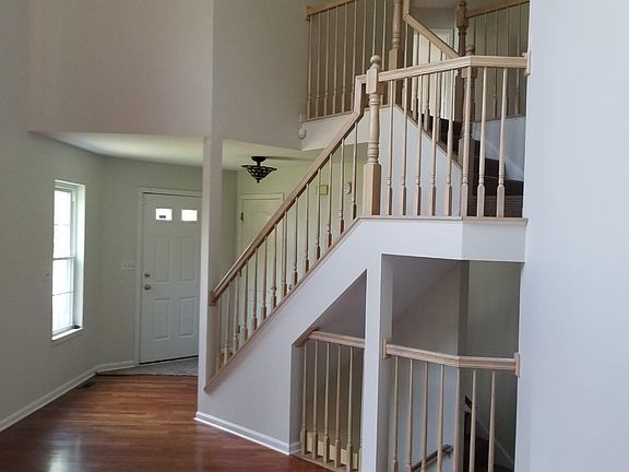 3rd image of 1064 Sweetflower Dr