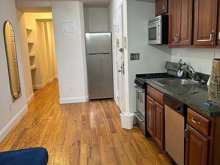 360 W 119th St #B — Photo 2