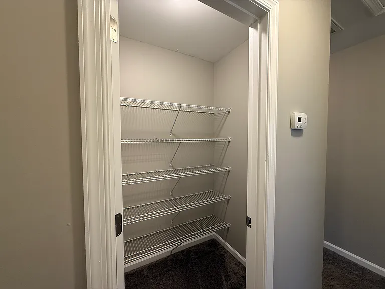 270 Mabdarin Dr — Photo 23