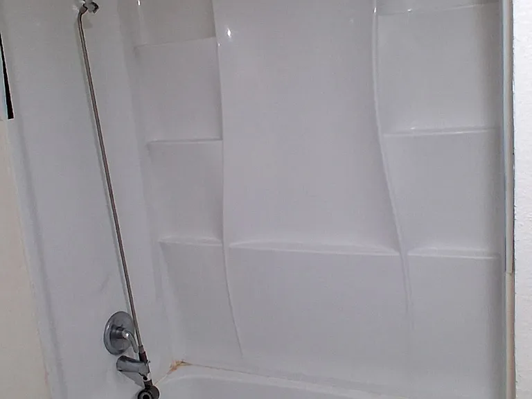 110 E 2nd St #2 — Photo 3