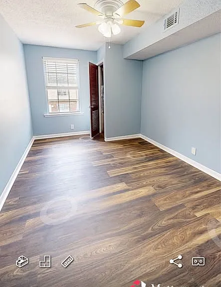 441 Harding Pl #H8 — Photo 5